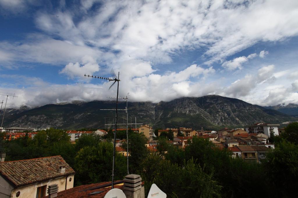 Angelino Home Sulmona Eksteriør bilde