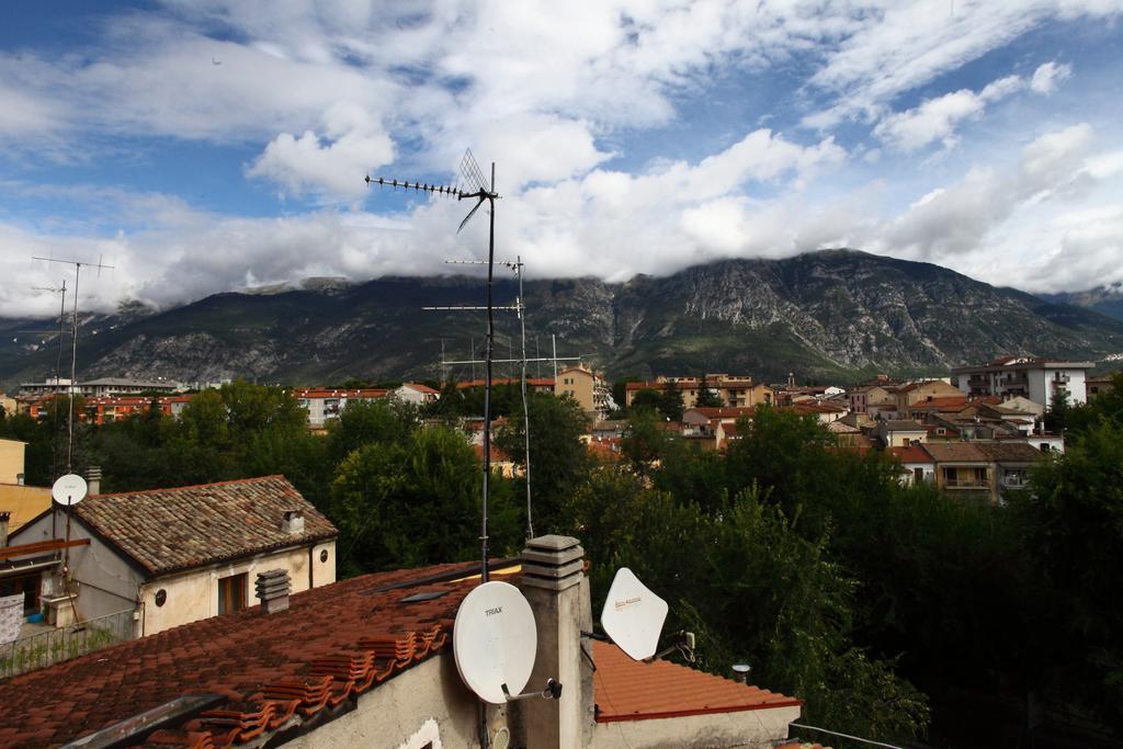 Angelino Home Sulmona Eksteriør bilde