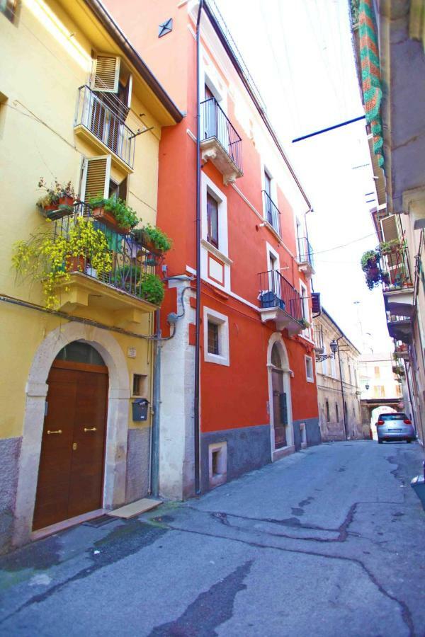 Angelino Home Sulmona Eksteriør bilde
