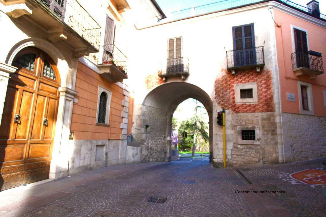 Angelino Home Sulmona Eksteriør bilde